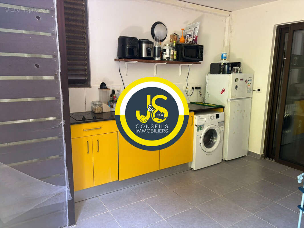 Appartement 28 m² à Remire-Montjoly  - photo 6
