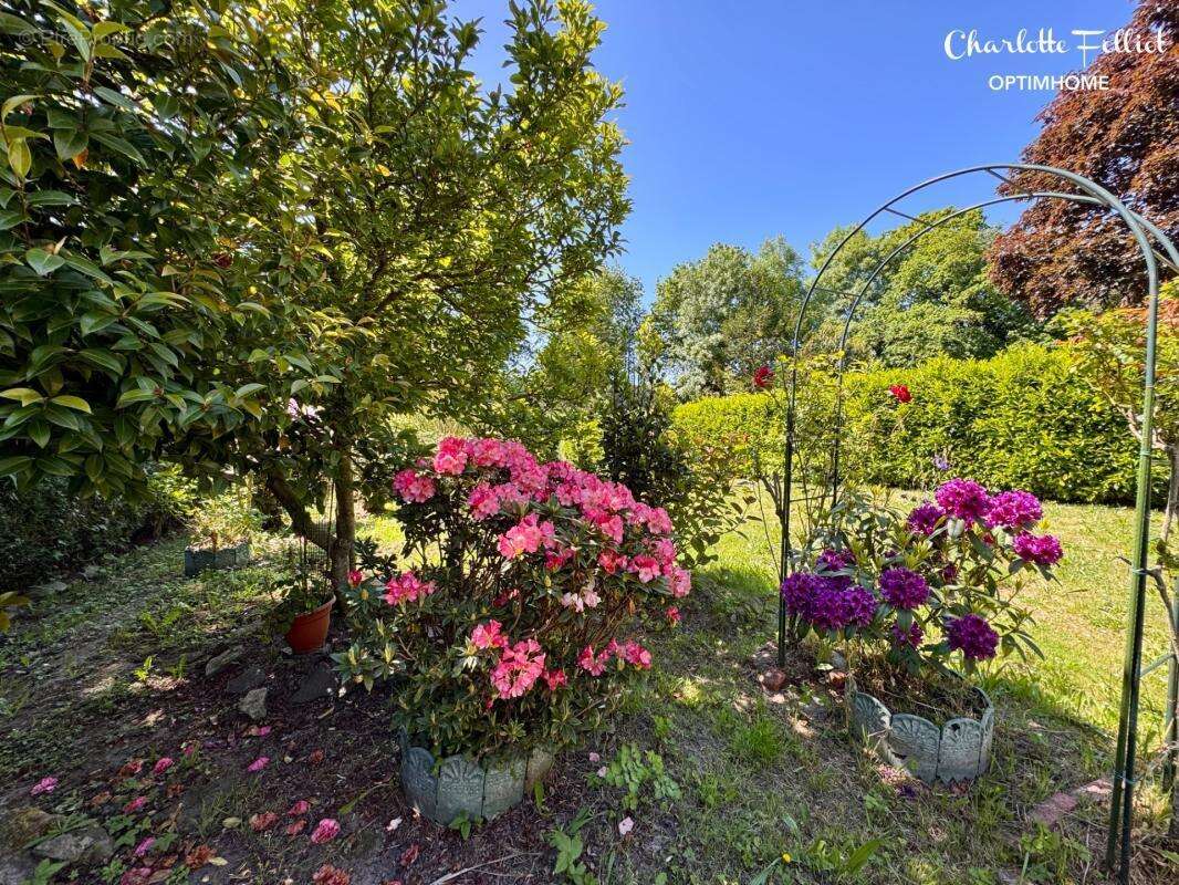 Pleurtuit – En campagne, Maison T4 avec garage, fort potentiel - photo 2