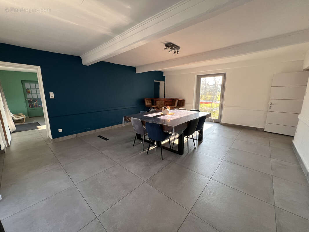 Maison à VILLARS-LES-DOMBES