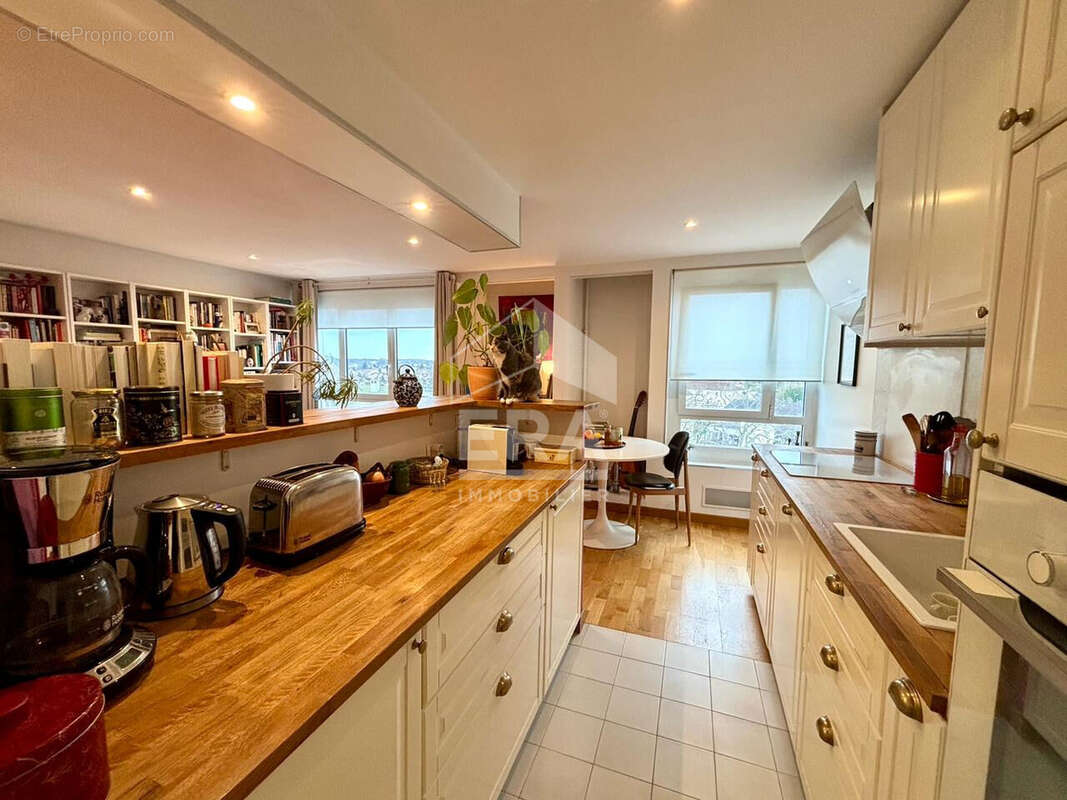 Appartement à DAMMARIE-LES-LYS