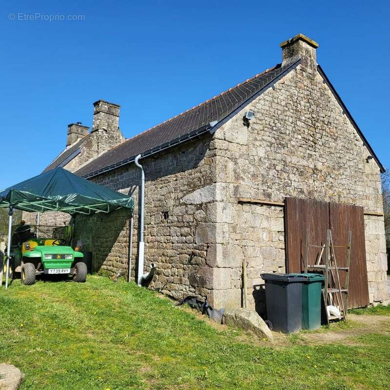Maison à GUERN