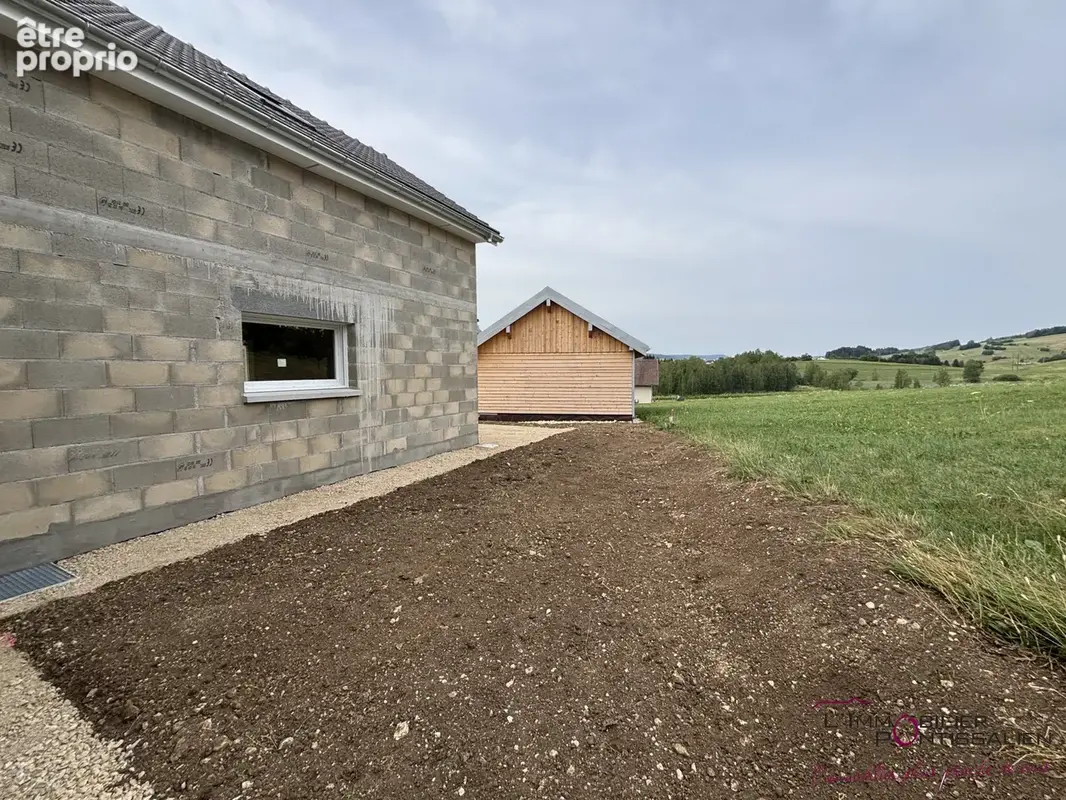 Brey-et-maison-du-bois   deux maisons mitoyennes neuves en cours de construction - photo 3