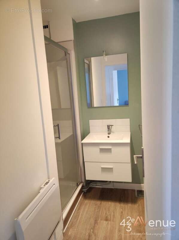 Appartement à SAINT-ETIENNE
