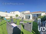 Photo 1 - Maison à PERIGNY