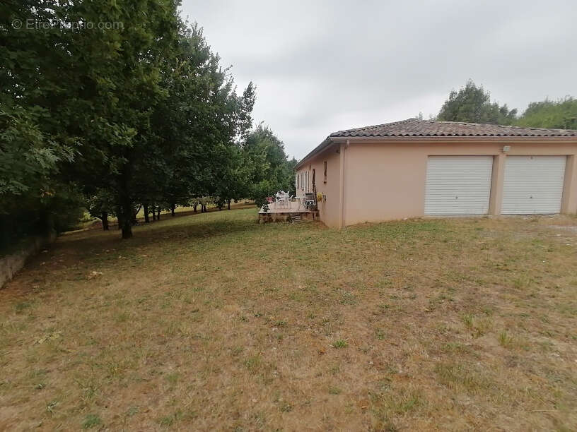 Maison de plain pied 5 pièces MOISSAC - photo 20