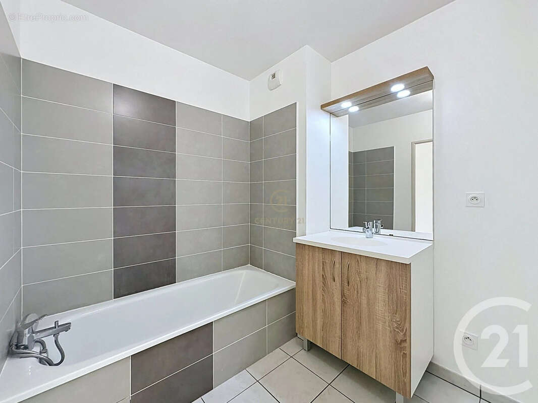 Appartement à VENISSIEUX