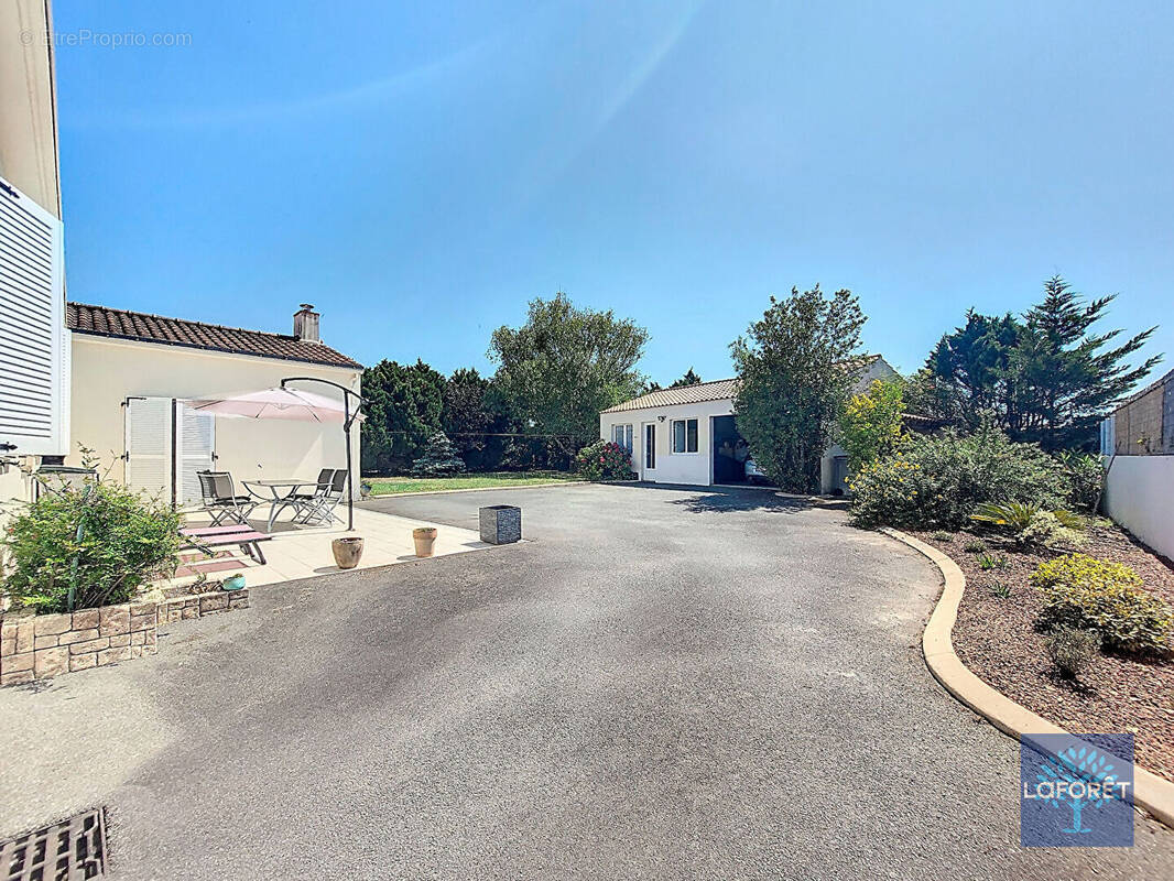 Maison à BEAUVOIR-SUR-MER