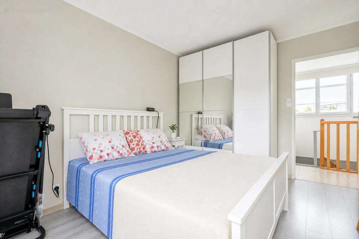 Appartement à STAINS