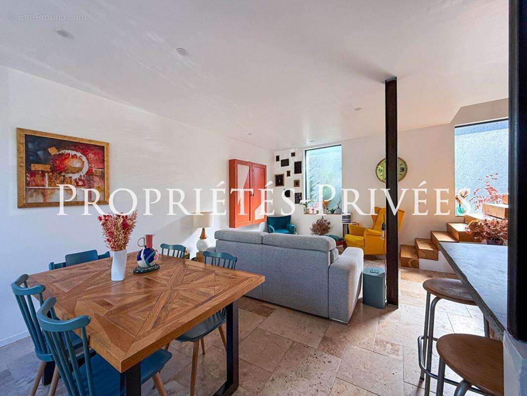 Maison de charme de 80 m2 rénovée à Joinville-le-Pont - photo 7