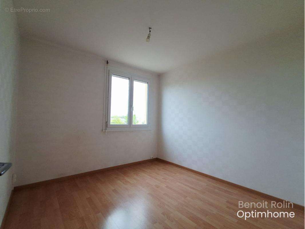 À découvrir sans tarder – superbe f4 de 73 m² avec garage de 22 m²+cave - photo 14