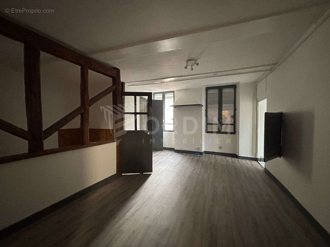 Appartement à TONNERRE