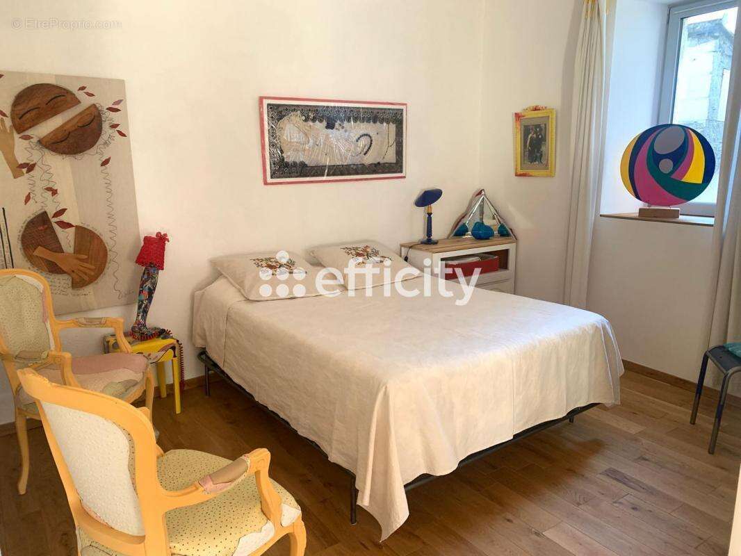 Maison à CHATEAURENARD