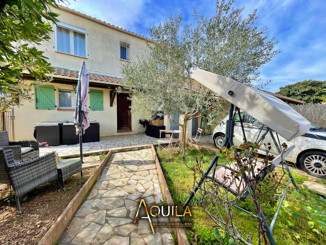Maison à MONTADY