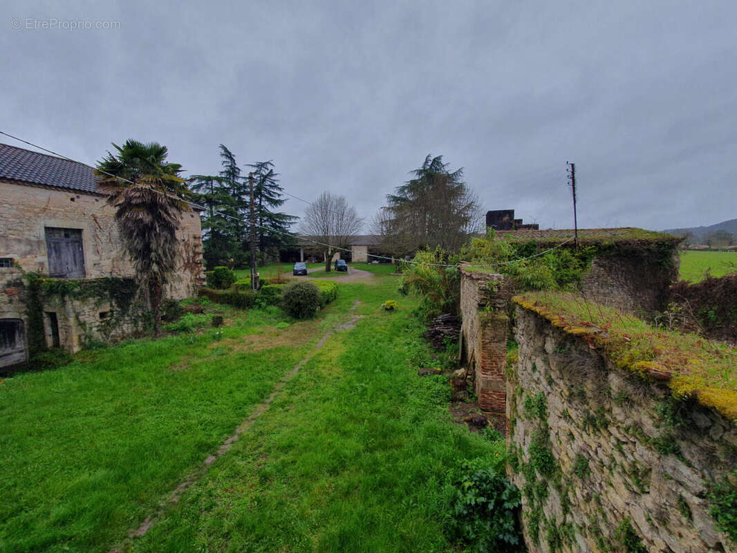 devant maison - Maison à PUY-L&#039;EVEQUE
