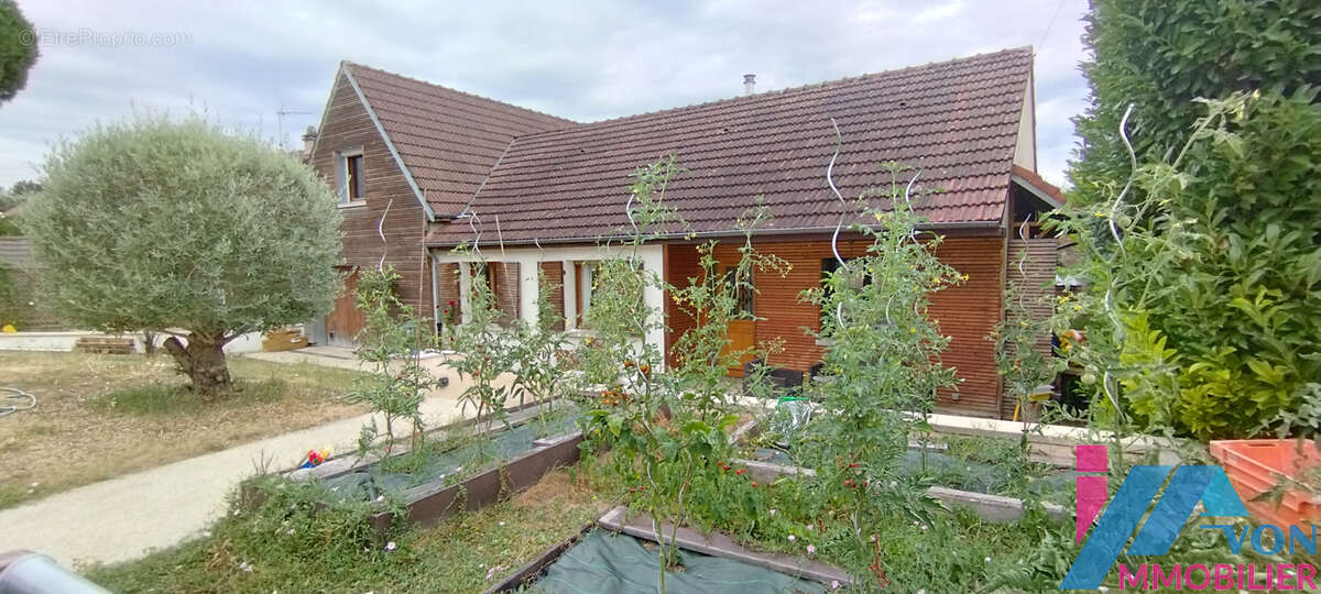 Samoreau   maison familiale 6 pièces   150 m2   terrain 673 m2   4 chambres   garage double 426 400 € - photo 2