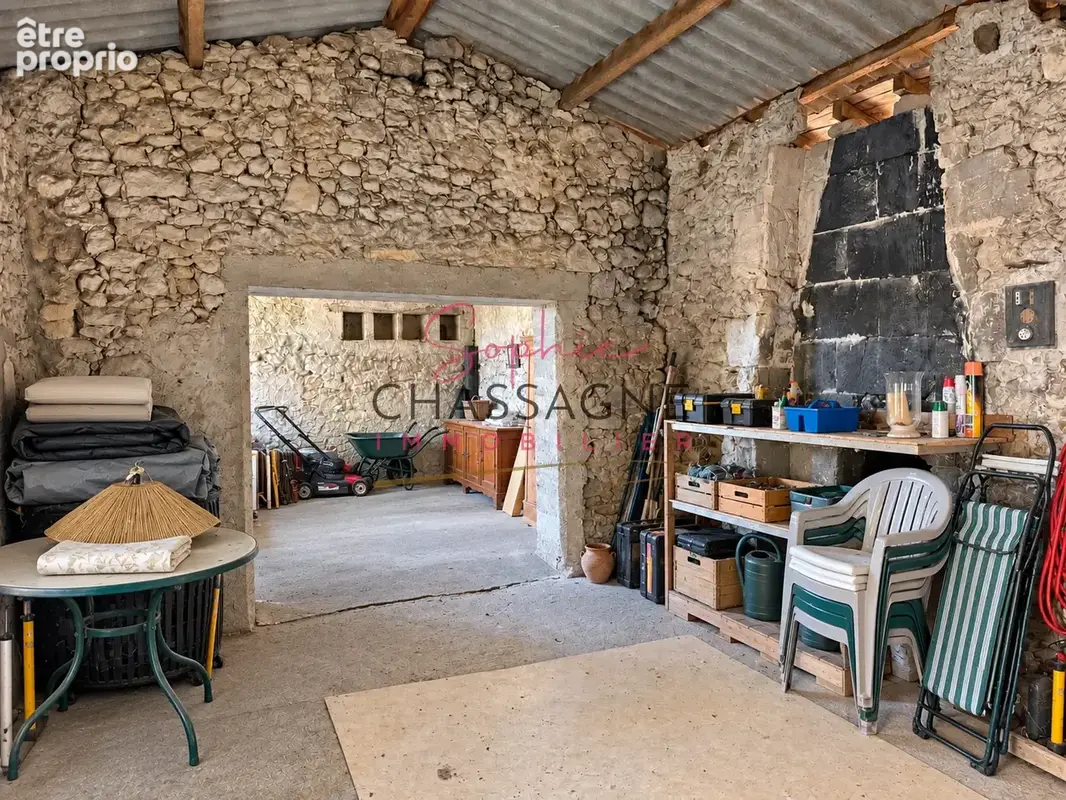 Maison en pierre avec deux logements et de nombreuses dépendances sur 274 m2 de terrain - photo 16