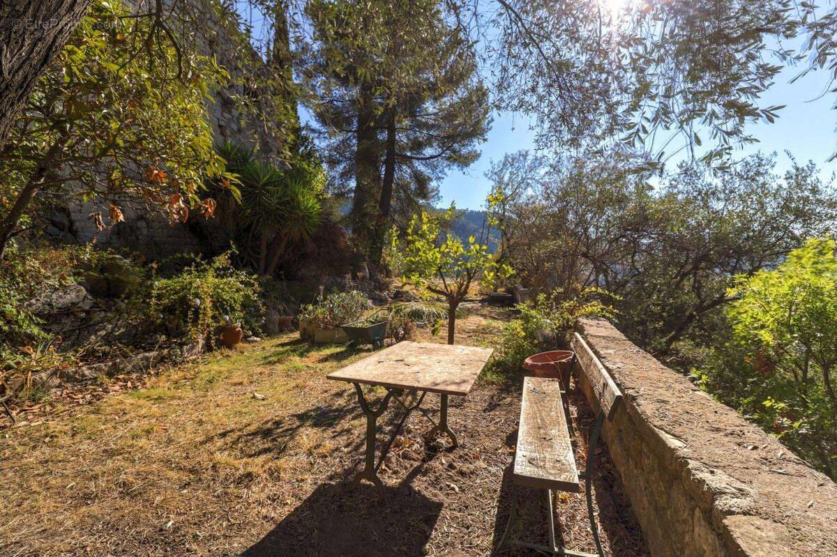 Appartement à PEILLON