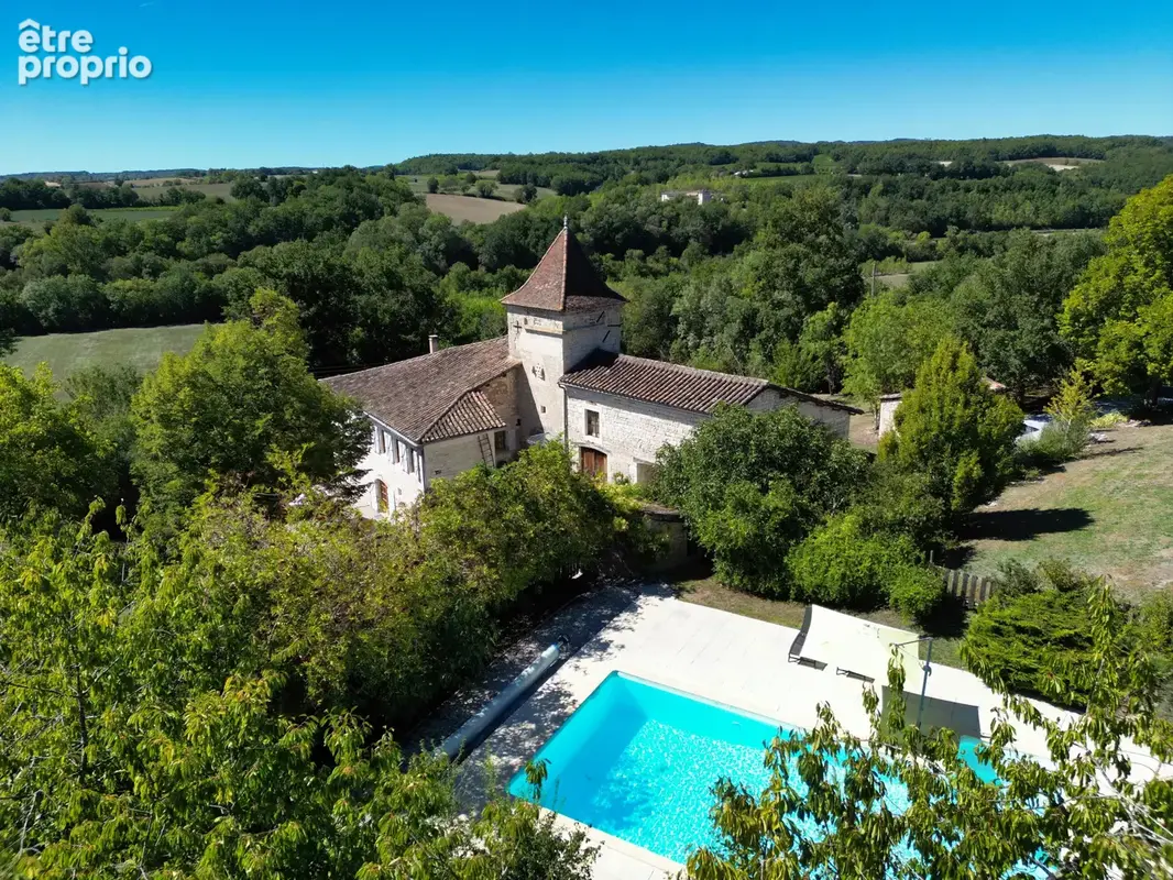 Propriété de caractère exceptionnelle avec vue sur Castelnau-de-Montmiral - photo 2