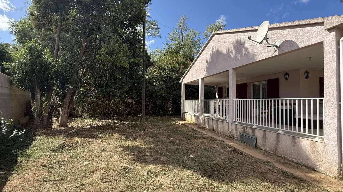 Maison à SANTA-LUCIA-DI-MORIANI