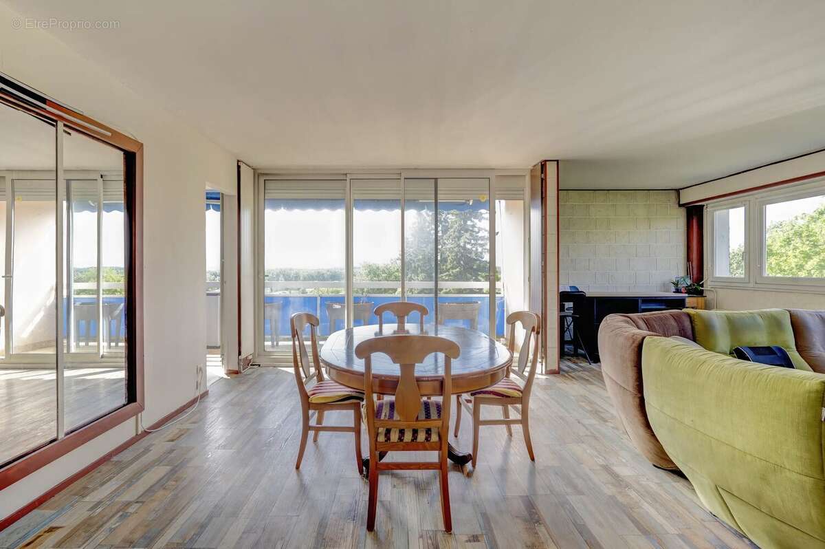 Appartement à BLANQUEFORT