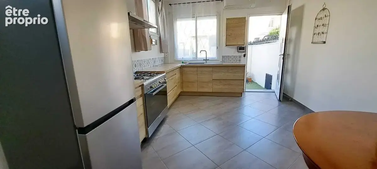Avec un extérieur, centre village - photo 4
