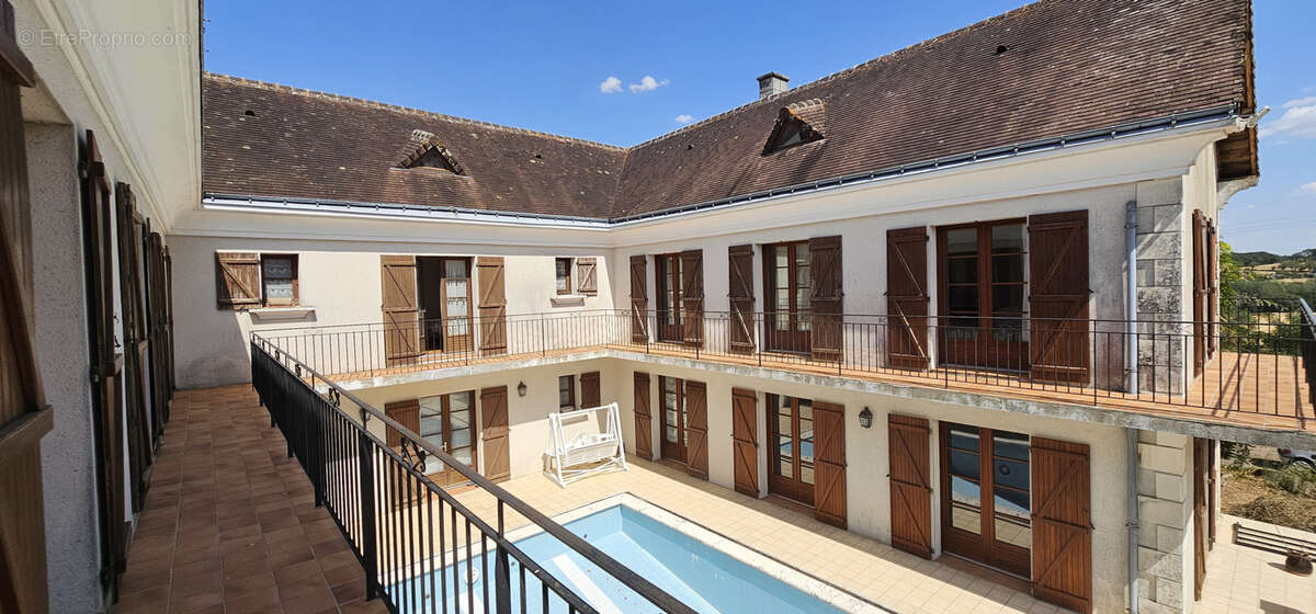 Villa familiale avec parc de 1,7 hectare et piscine à Marcé-sur-Esves - photo 8