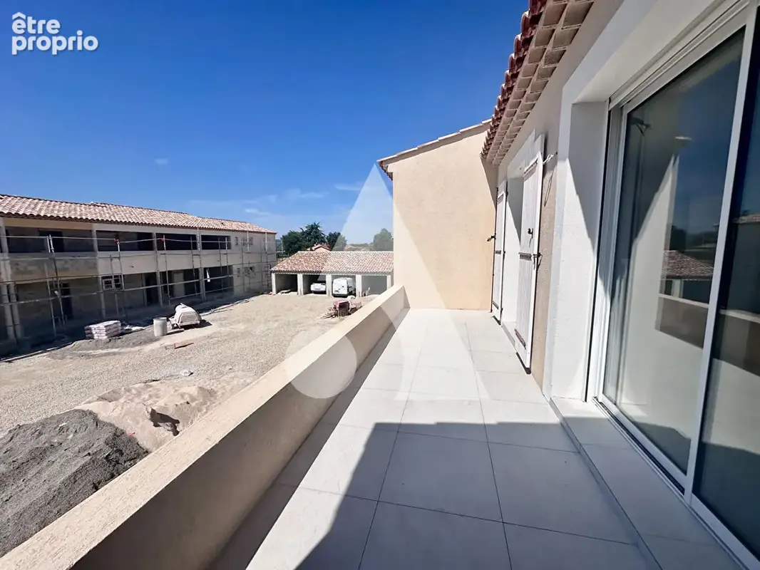 Prox Pertuis - Appartement T3 de 71,85 m2 hab avec terrasse - photo 4