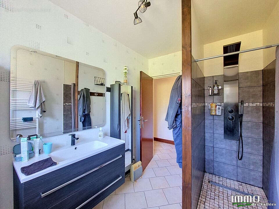 Maison 5 chambres + Atelier 160 m² - photo 12