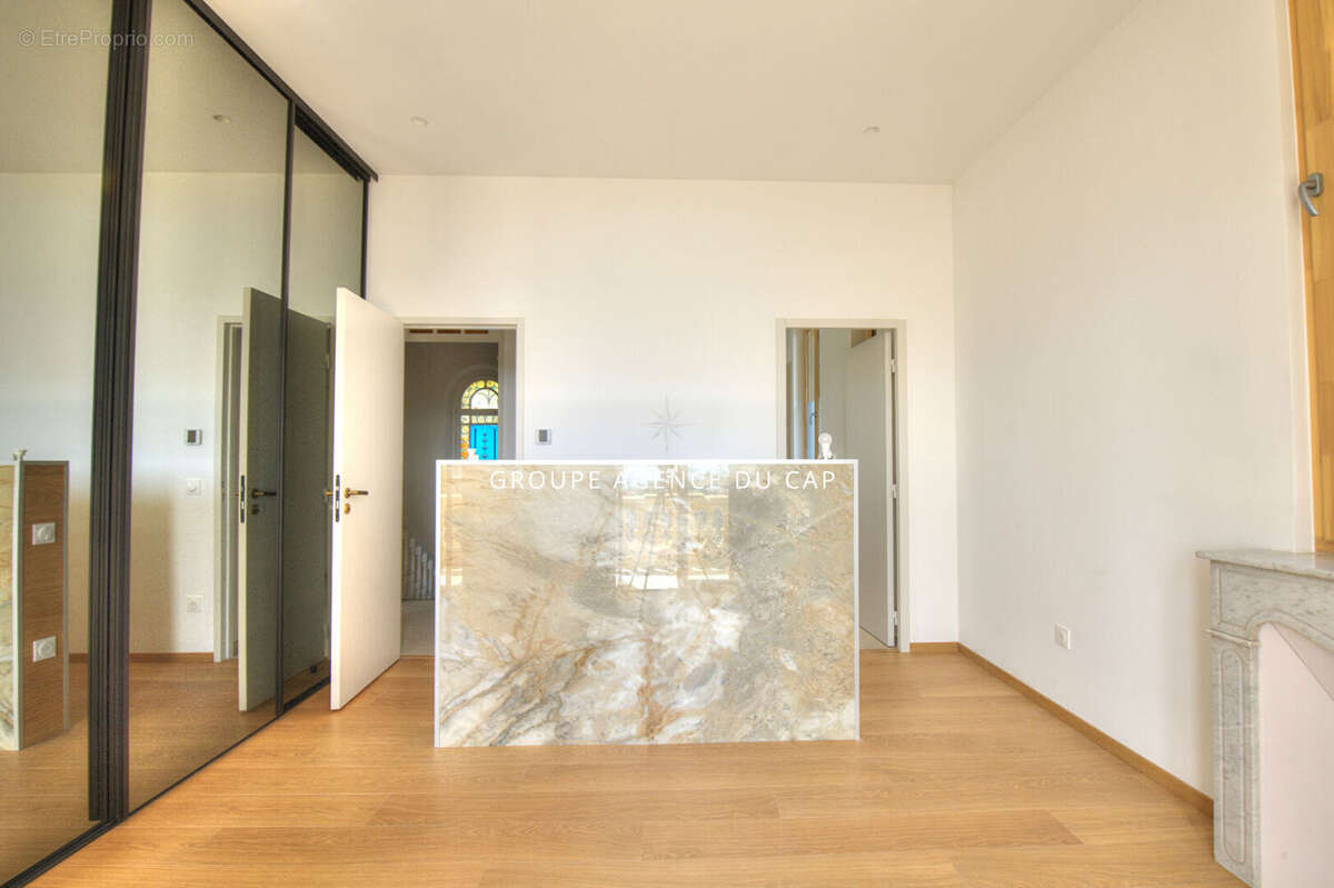 Maison à SAINT-RAPHAEL