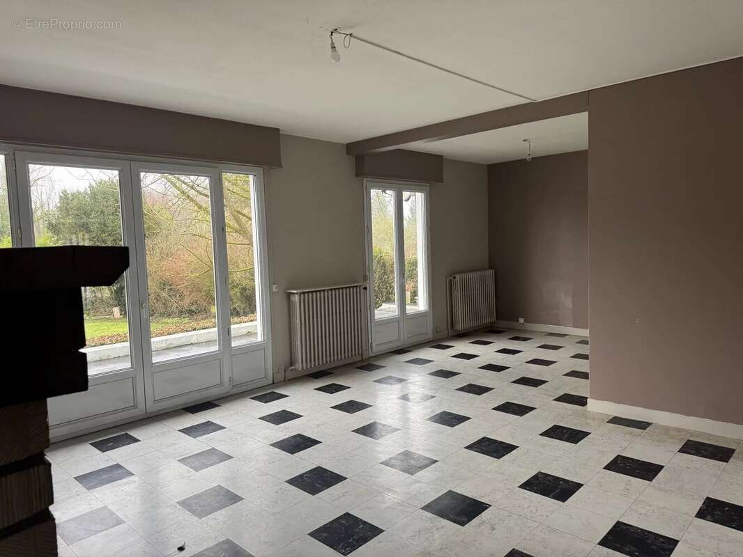 Maison à BOVES