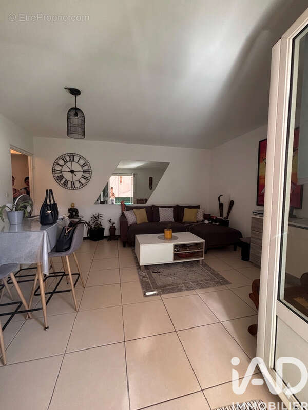 Photo 5 - Appartement à SAINT-DENIS