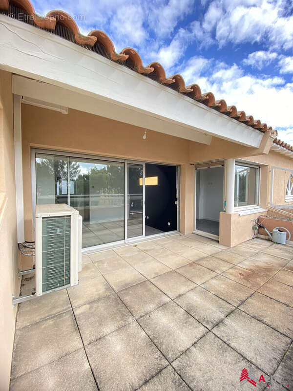 TERRASSE 1ER - Appartement à VILLENEUVE-LES-AVIGNON