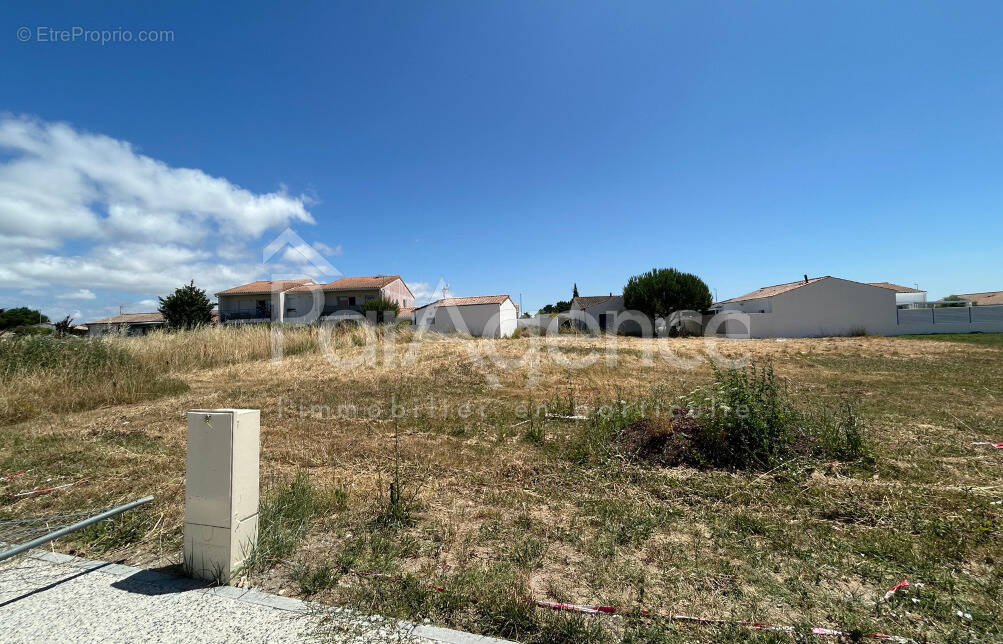 Terrain à SAINT-PALAIS-SUR-MER