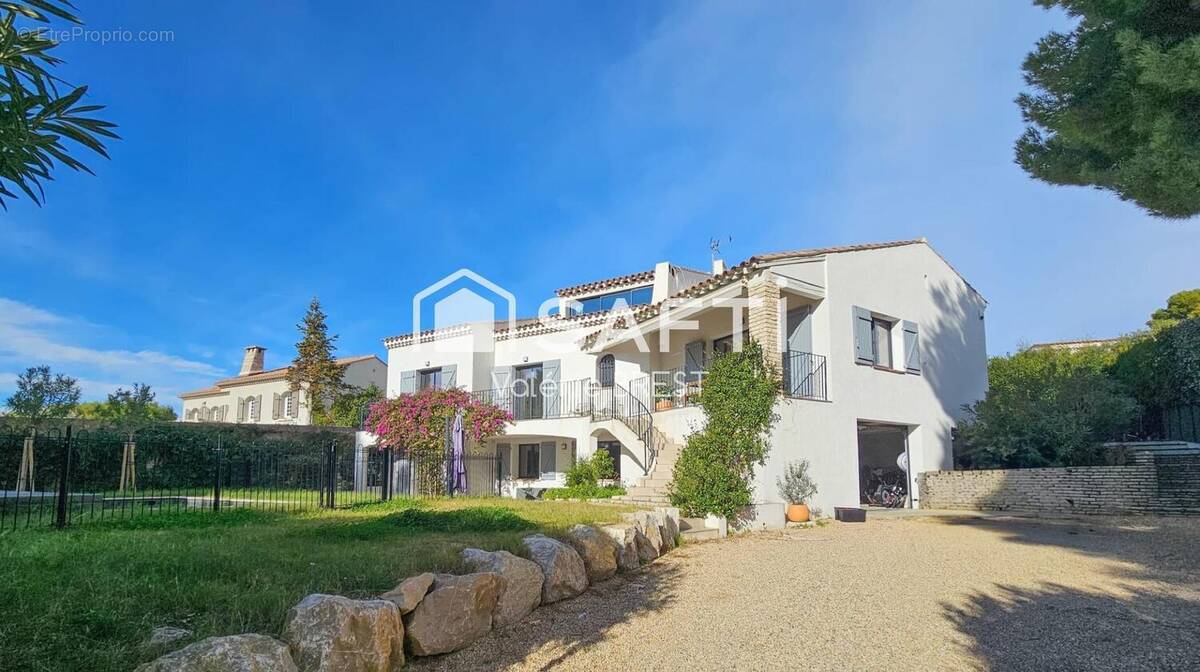 Photo 1 - Maison à CARRY-LE-ROUET