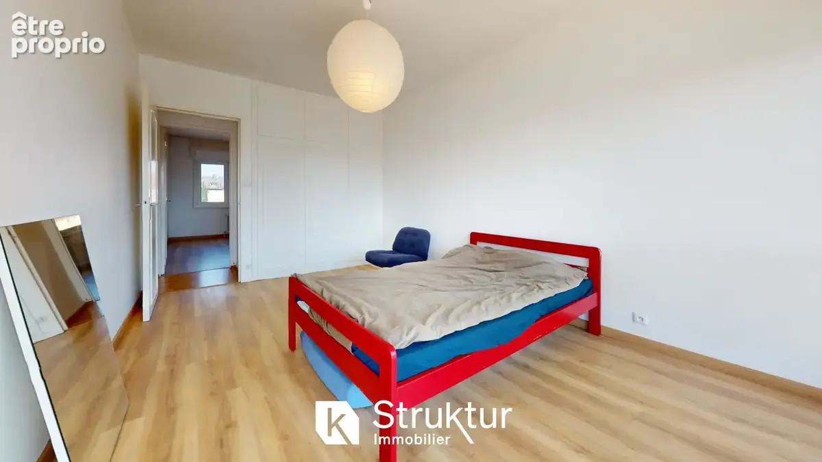 Appartement 80 m² à Thionville  - photo 11