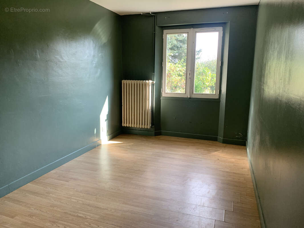 Maison à CROSMIERES