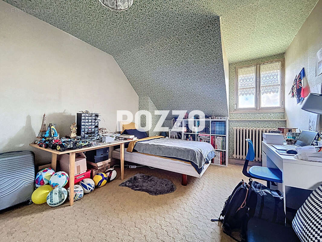 Maison à CHERENCE-LE-HERON