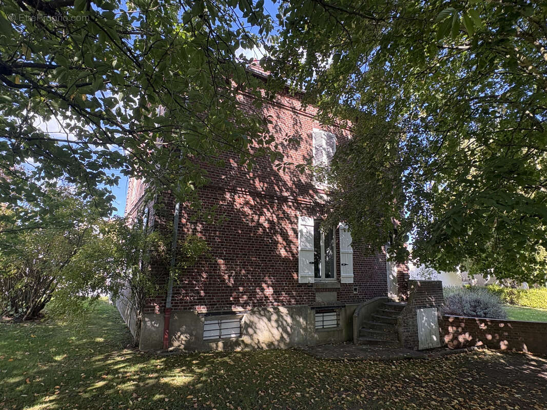 Maison à SAINT-SULPICE
