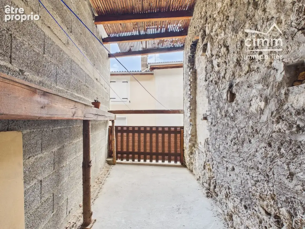 Maison 5 pièces 120 m² à vendre à Saint-Quentin-Sur-Isere (38210) - photo 2