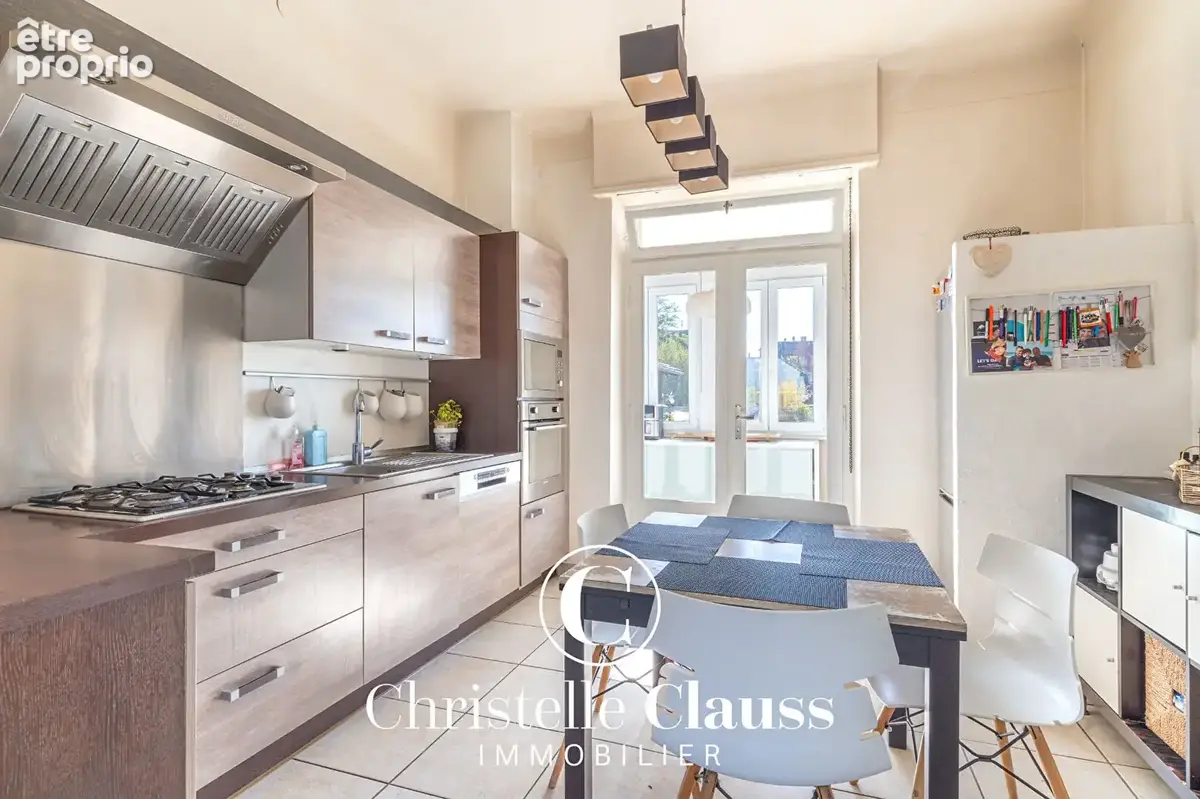 Maison de Maître 205 m² - photo 14