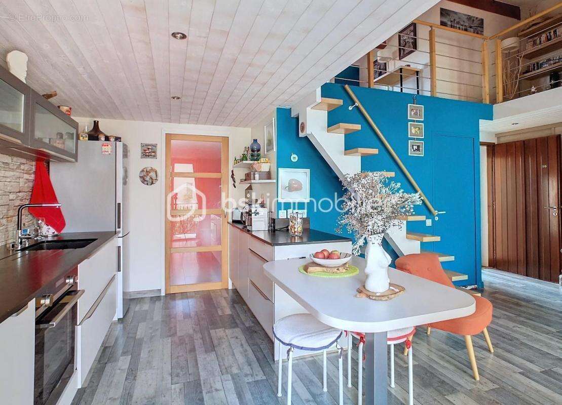 BIEN D'EXCEPTION - Naturiste - Magnifique 3 pièces avec grande mezzanine et balcon à 20m de la mer – Leucate (11) - photo 3