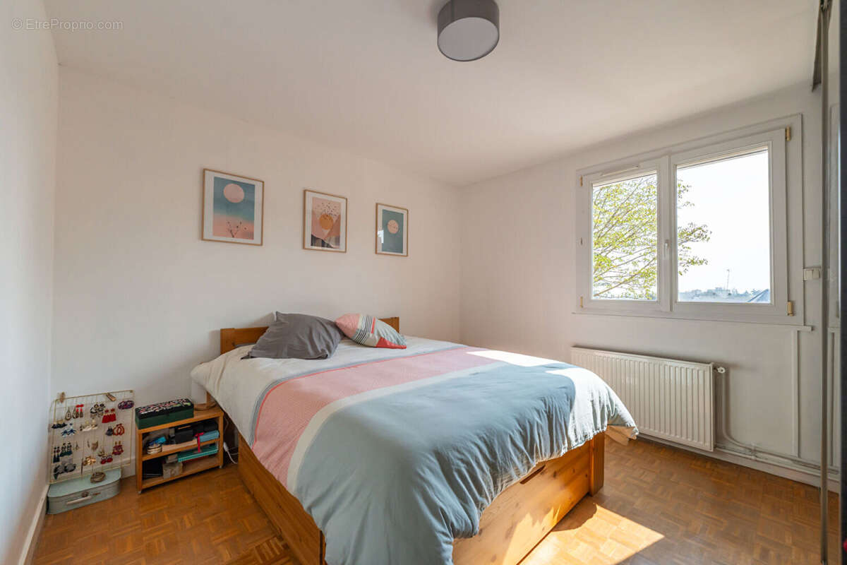 Appartement à FONTENAY-AUX-ROSES