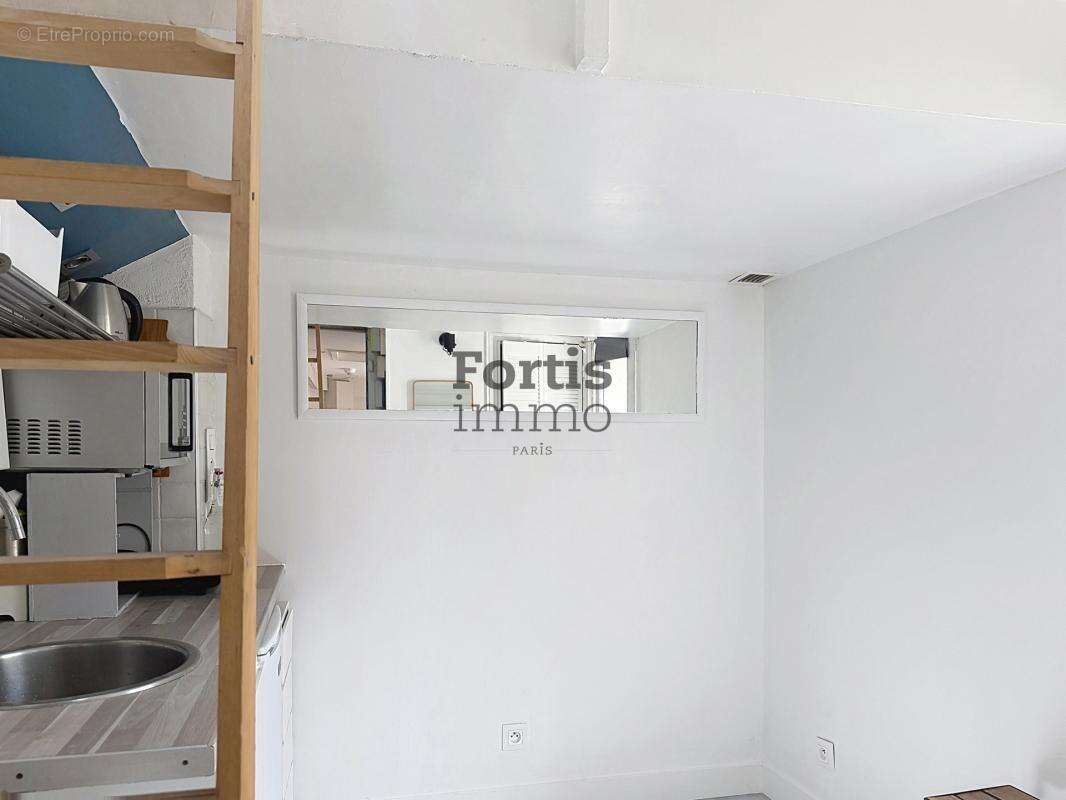 Paris 2 - charmante studette - dernier etage - calme absolu - photo 9