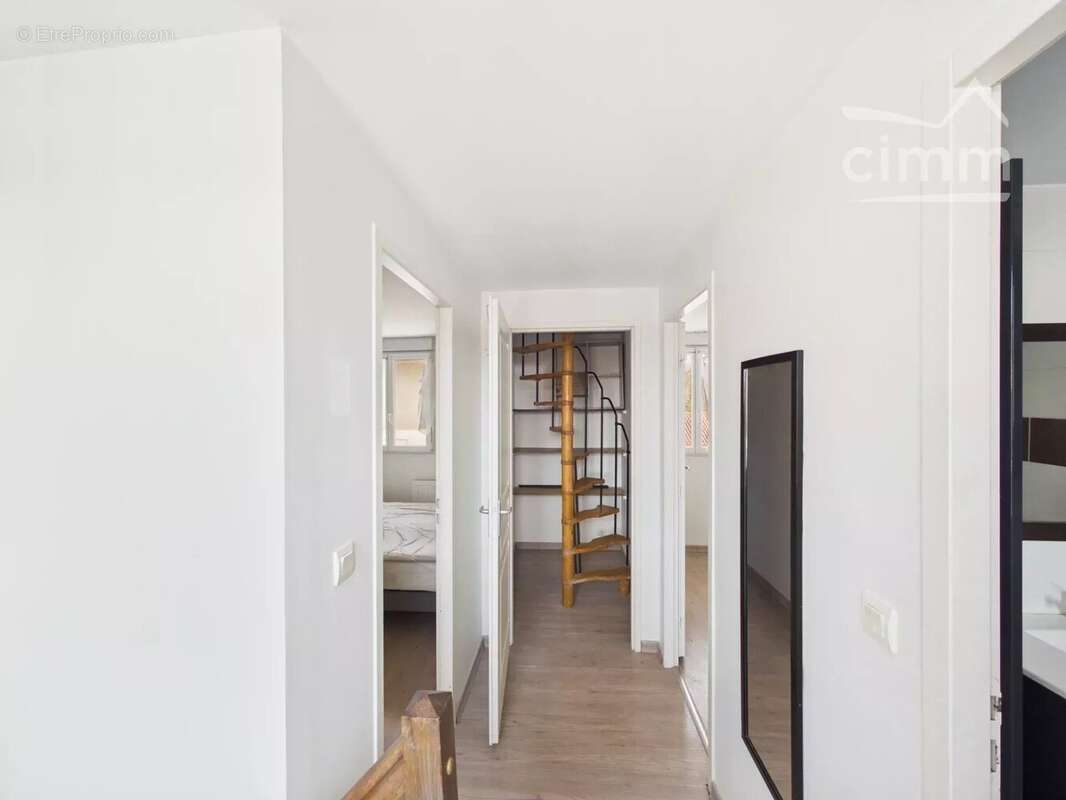 Appartement à SILLANS