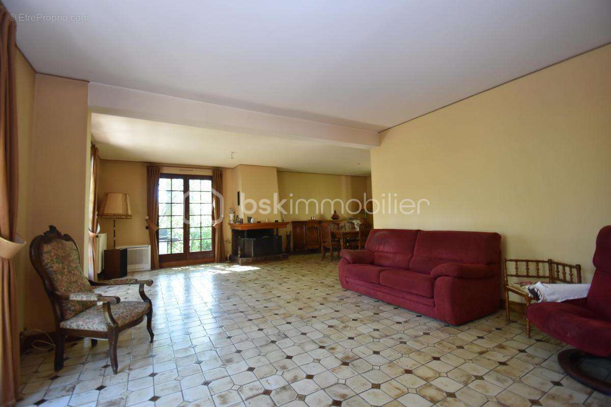 Maison à NOGENT-LE-PHAYE