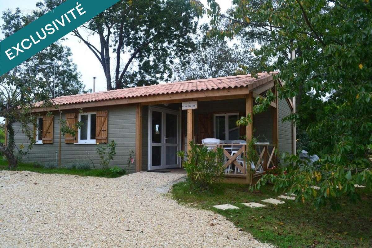 Maison 112 m² à Saint-Germain-De-Lusignan  - photo 2