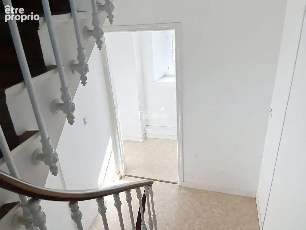 Appartement 262 m² à vendre à Torigni-Sur-Vire (50160) - photo 8
