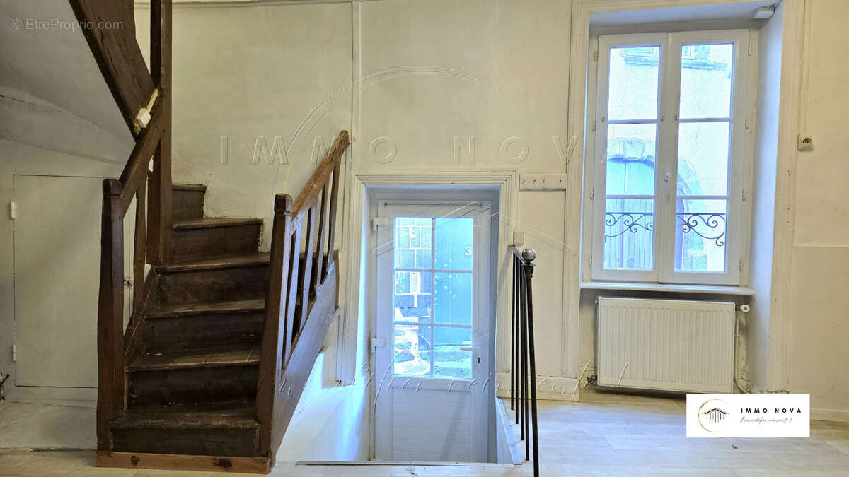 Maison à VEYRE-MONTON