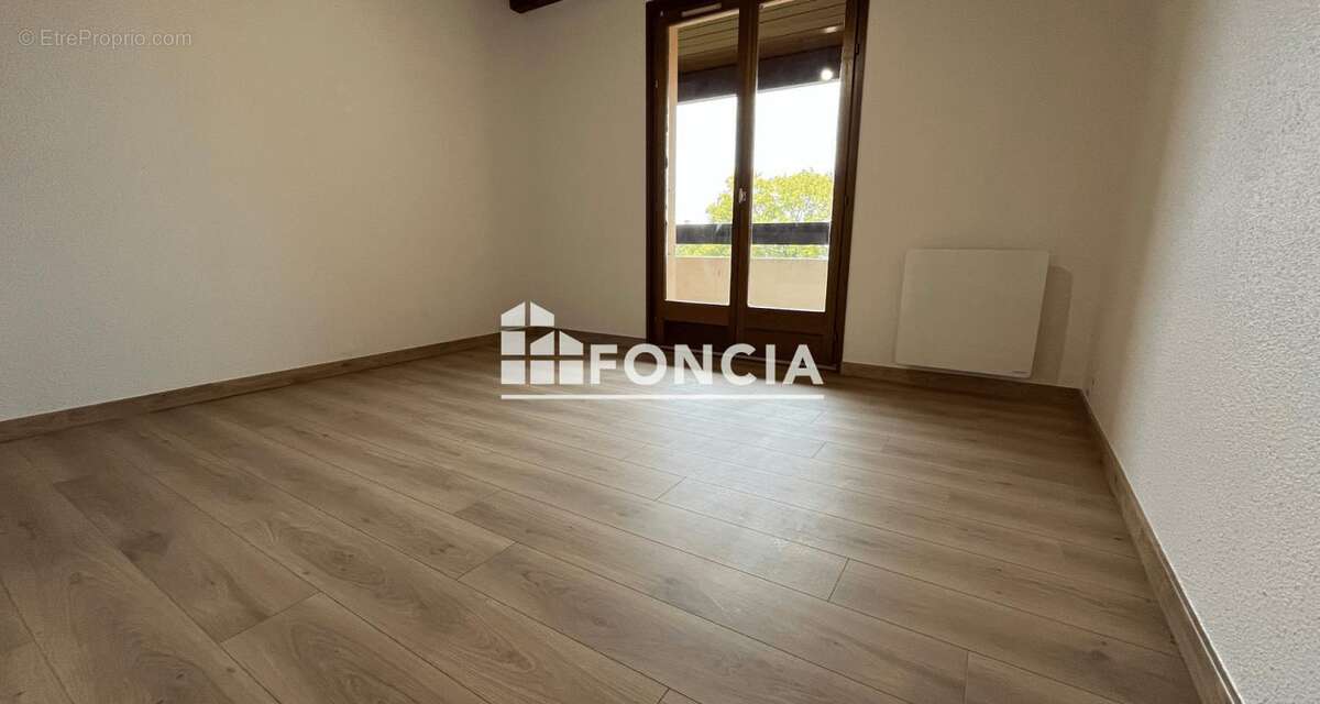 Appartement à EVIAN-LES-BAINS