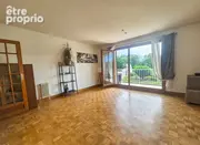 Appartement à PRINGY